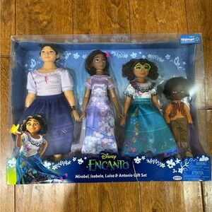 Disney Encanto Mirabel, Isabela, Luisa & Antonio Fashion Doll Gift Set